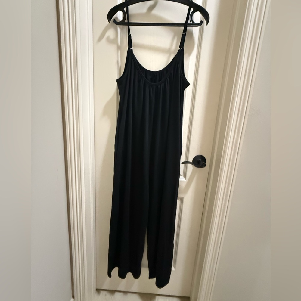 Black Sleeveless Jumpsuit